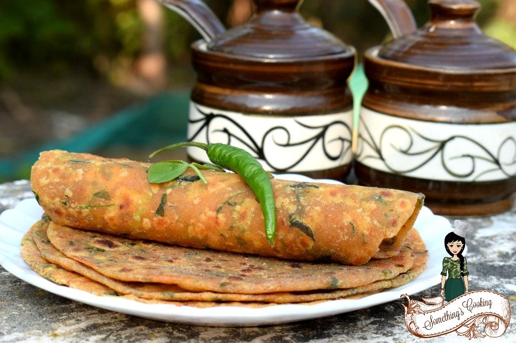 Methi Thepla Recipe in English - methi thepla accompaniment